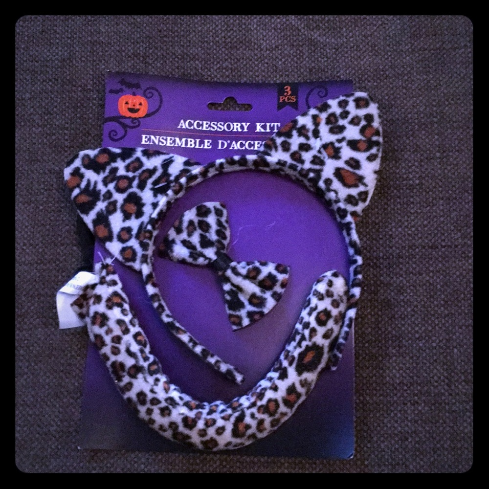 Leopard print cat ears and tail set - new
